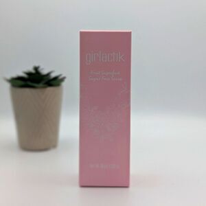 Girlactik Fruit Superfood Sugar Face Scrub